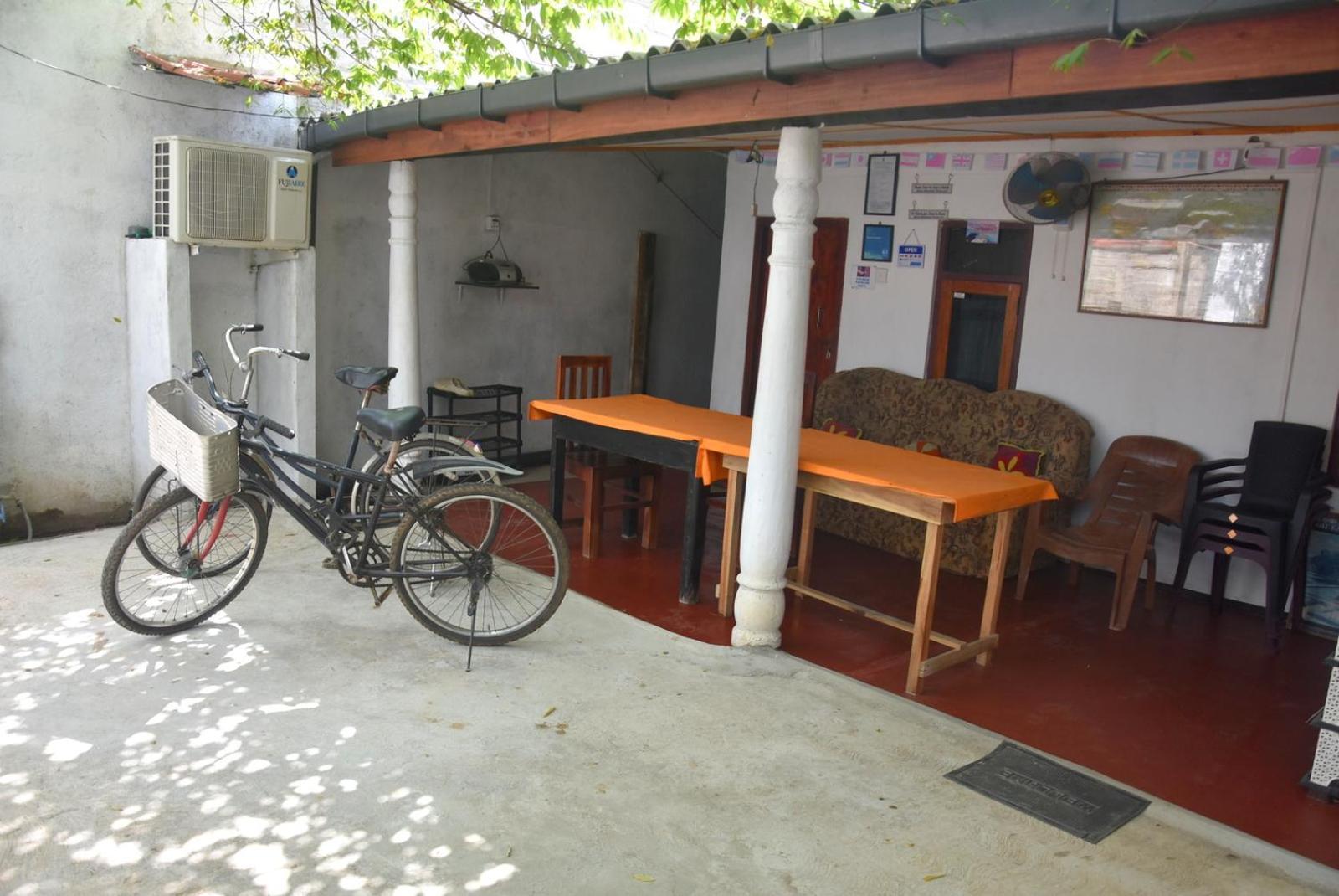 Meera Homestay & Guest House Anuradhapura Exterior foto