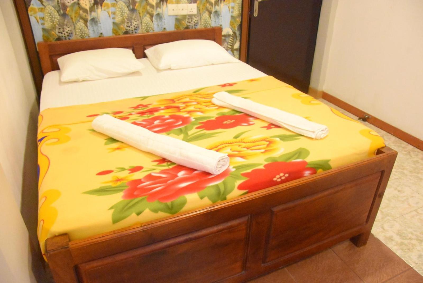 Meera Homestay & Guest House Anuradhapura Exterior foto